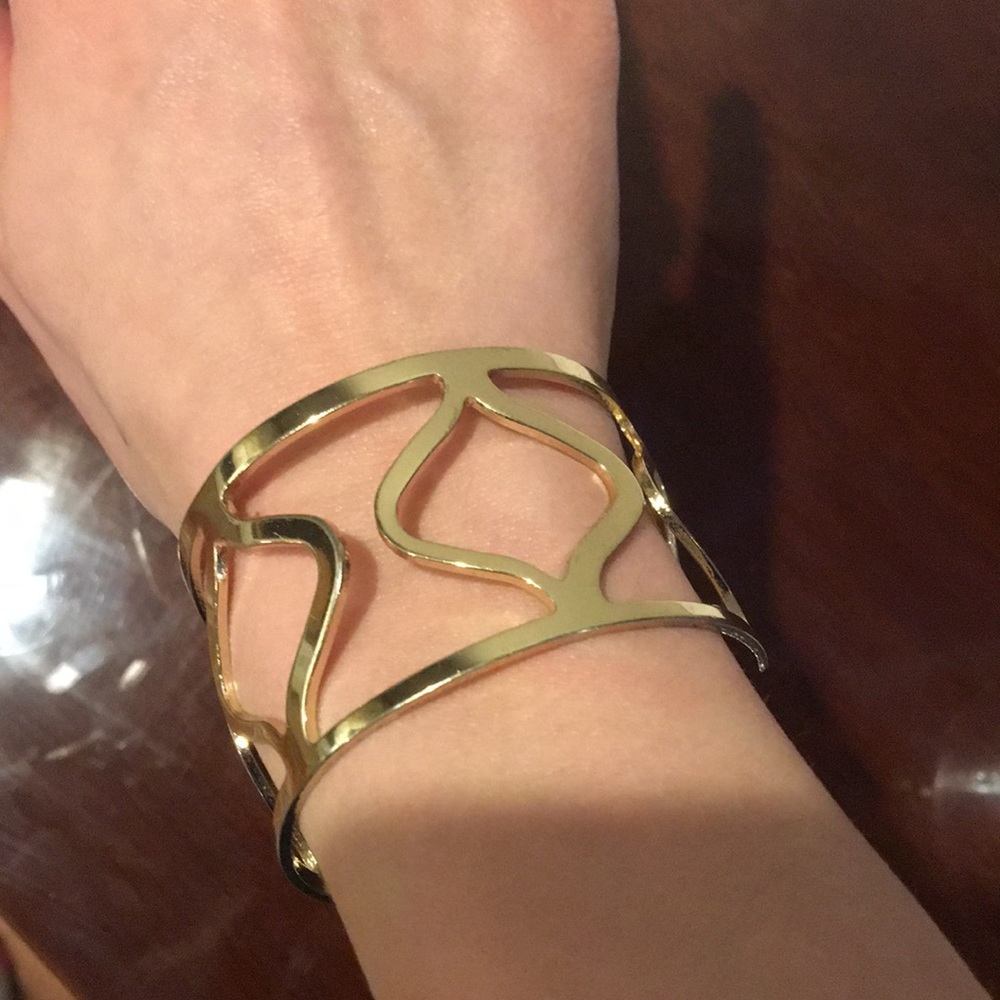 Gold Bangle - Picture 2 of 2